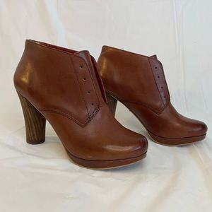 Vtg Lucky Brand LK-EBBA Woman's Sz 7.5 Platform Oxford 3.75” Heel Booties